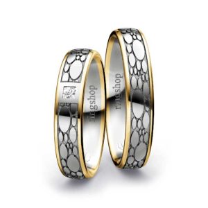 Yellow gold/Platinum/Yellow gold